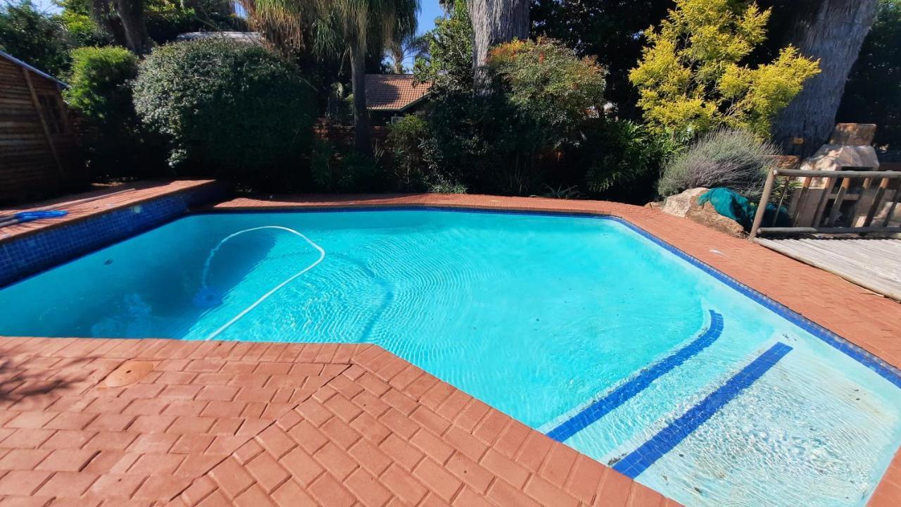 Legaeng Cottage - Serenity Pretoria Bagian luar foto